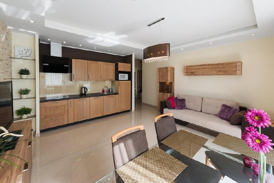 Gdansk Comfort Apartaments Lakowa ภายนอก รูปภาพ